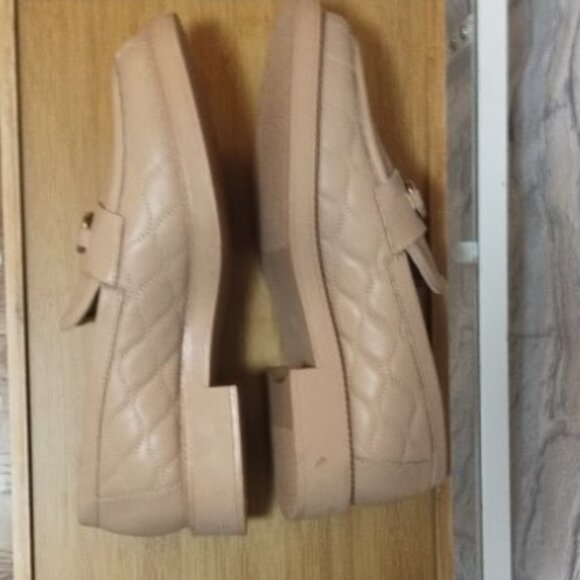 ZARA Quilted Leather Loafers with Metal Buckle - Picture 12 of 12